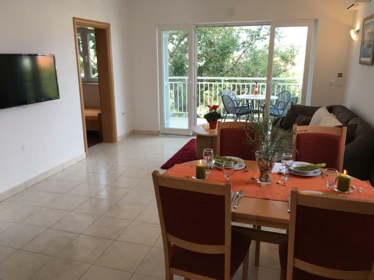 Apartmani Marija Klimno A Exterior foto
